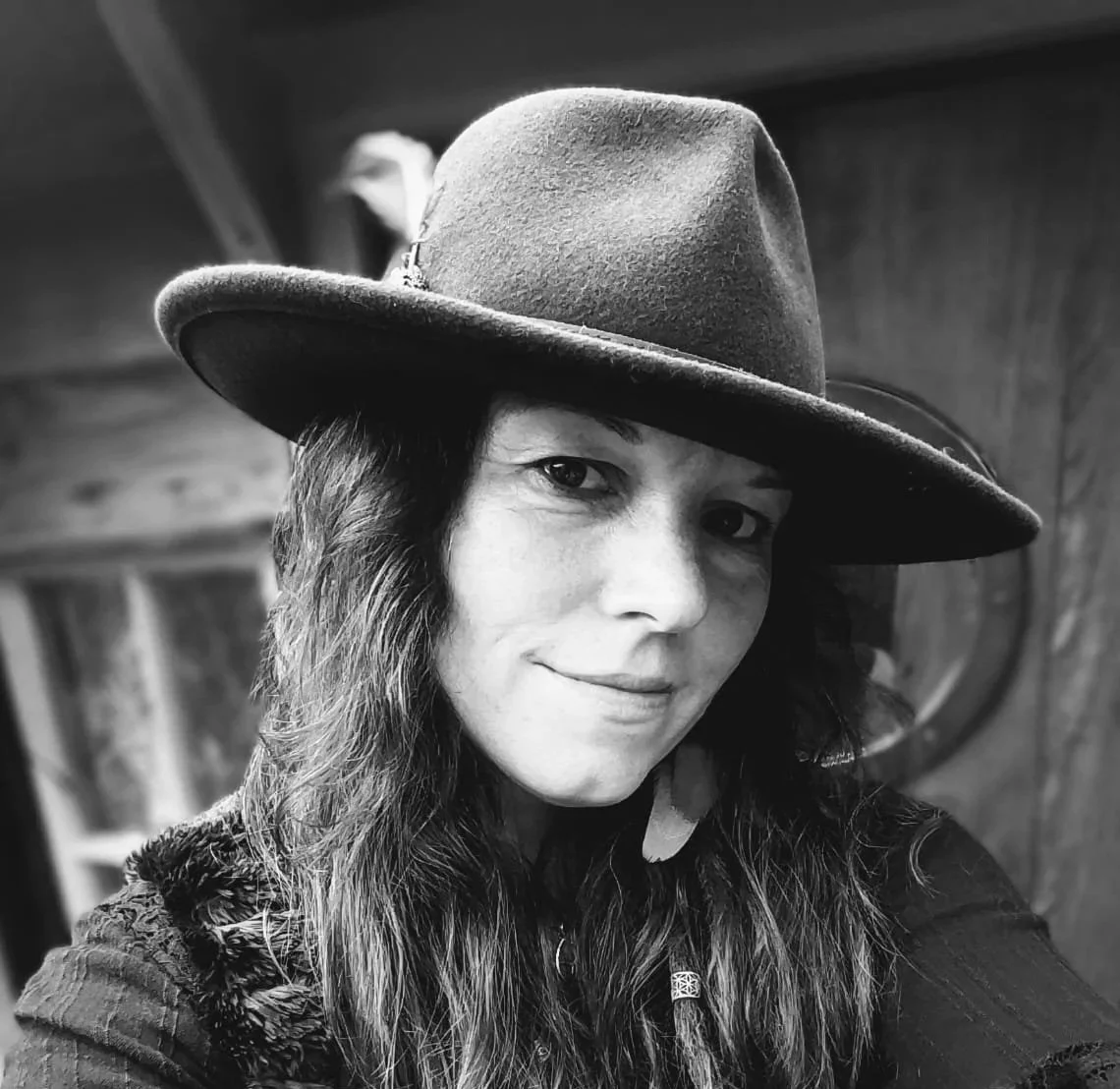 Suzanna Whitefeather Shamanic Healer and Practioner