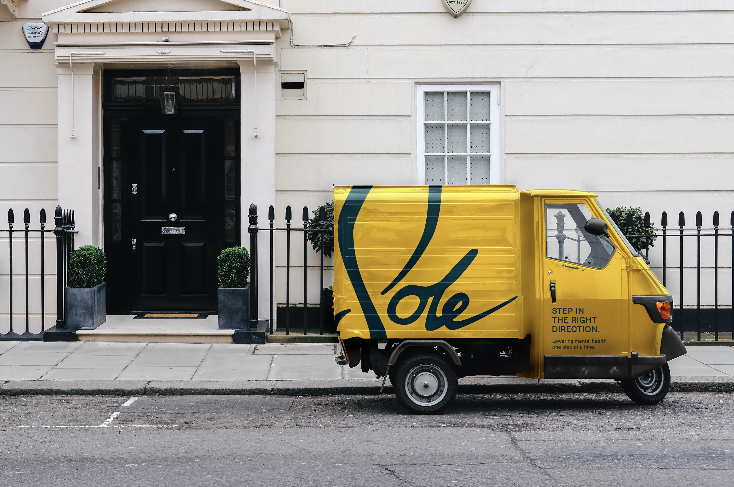 Sole Shoe Polishing Truck