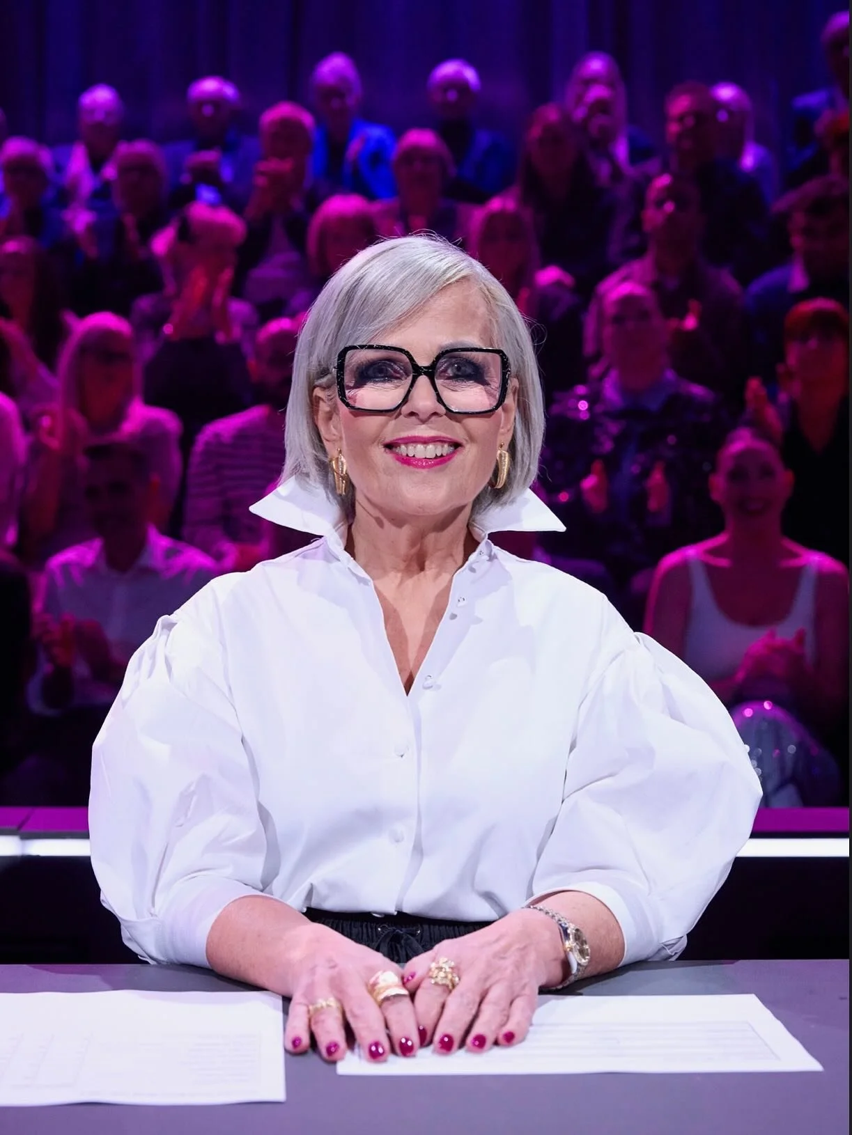 Endnu en gang pryder en smuk brille fra Ilkjær Vild Med Dans-dommer Lene James. 
Er du lige så vild med Lenes briller, som vi er? Kom forbi vores butik og lad os finde en brille til dig, som passer din personlige smag. 
Find os i Latine