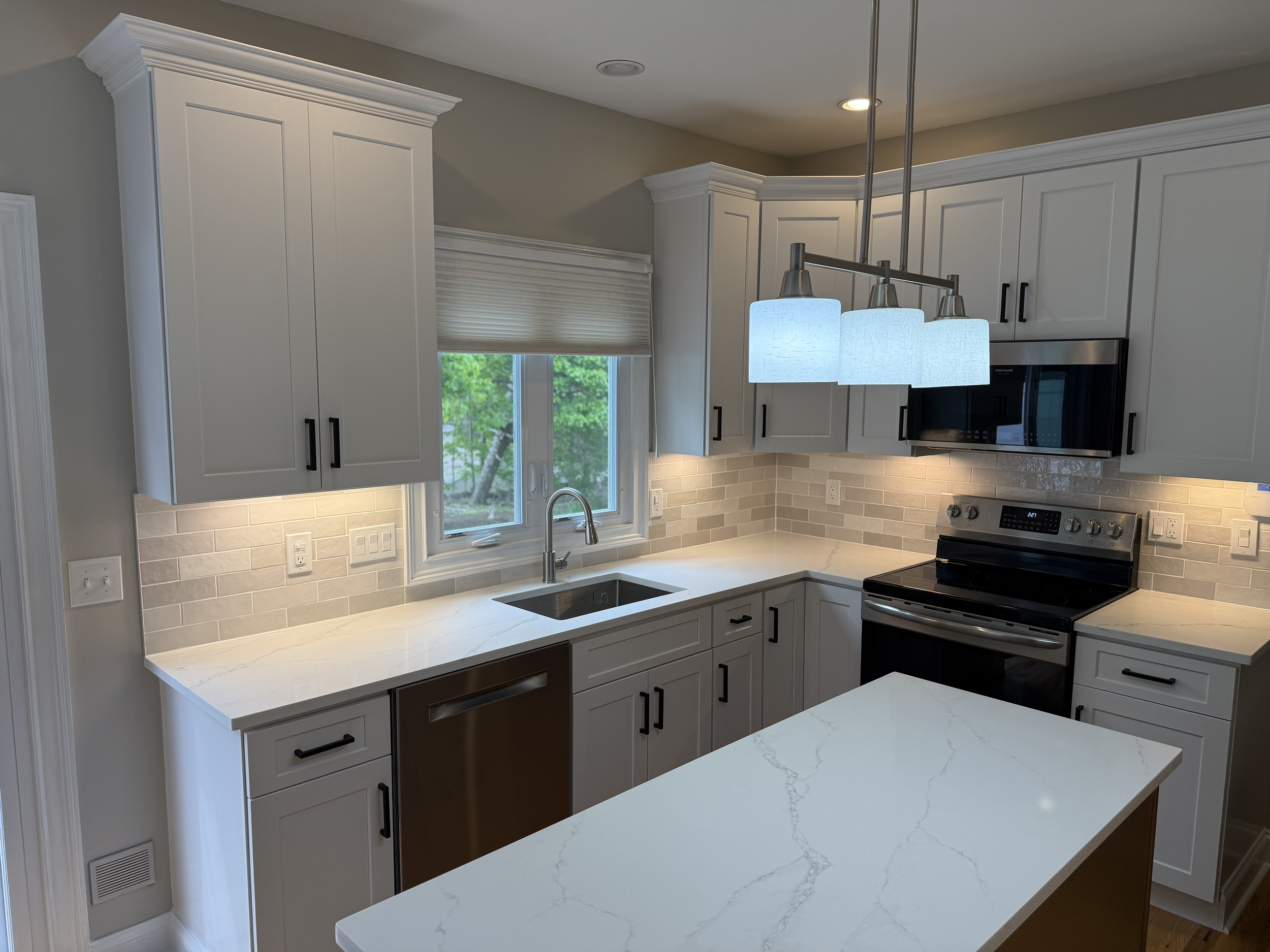 Two Tone Kitchen Remodel