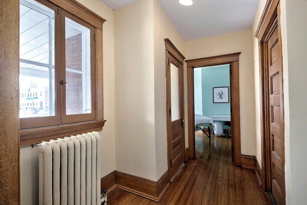 404 9th Street East MLS and Web 014.jpg