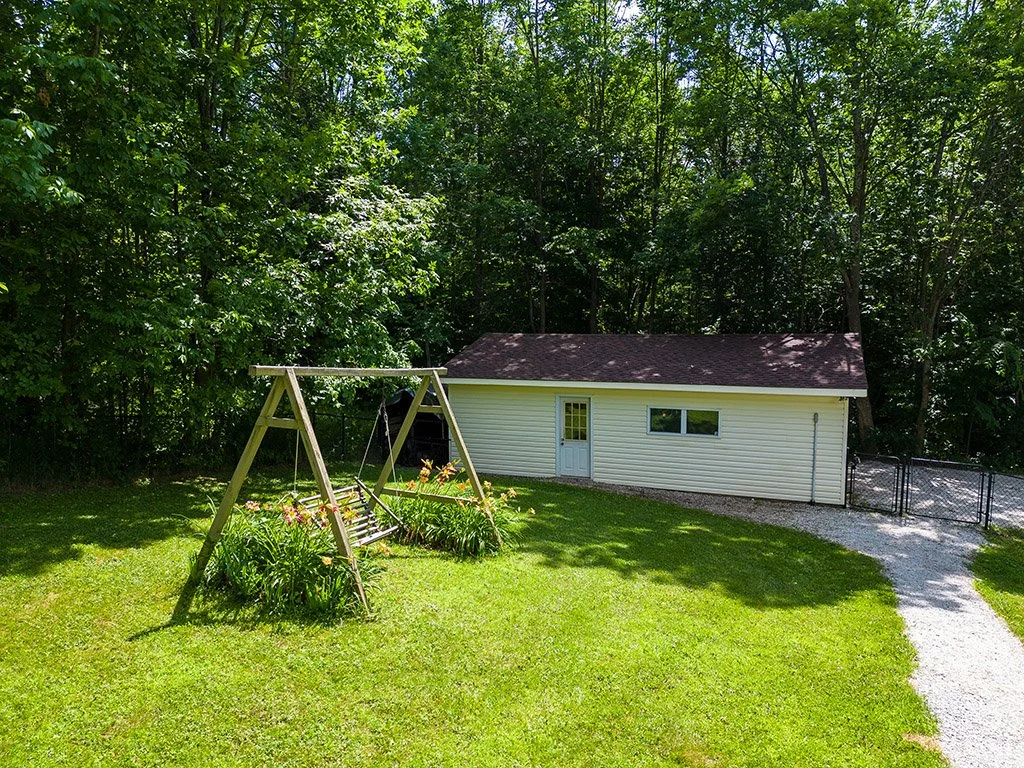 740202 Sideroad 10 MLS and Web 025.jpg