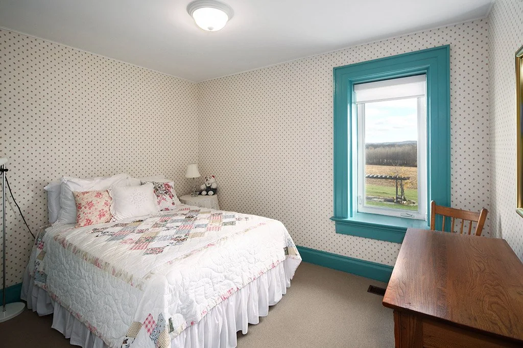 686487-Side-Road-19-MLS-and-Web-020.jpg