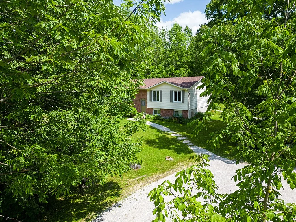 740202 Sideroad 10 MLS and Web 007.jpg