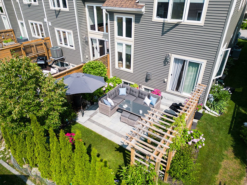 30 Gregory Avenue MLS and Web 020.jpg