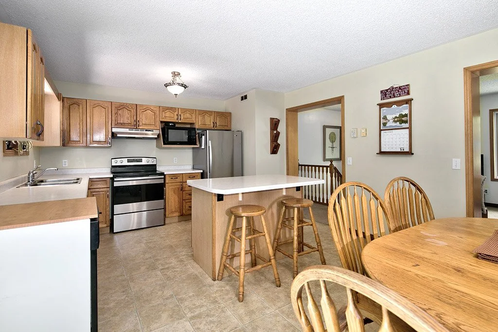 740202 Sideroad 10 MLS and Web 018.jpg