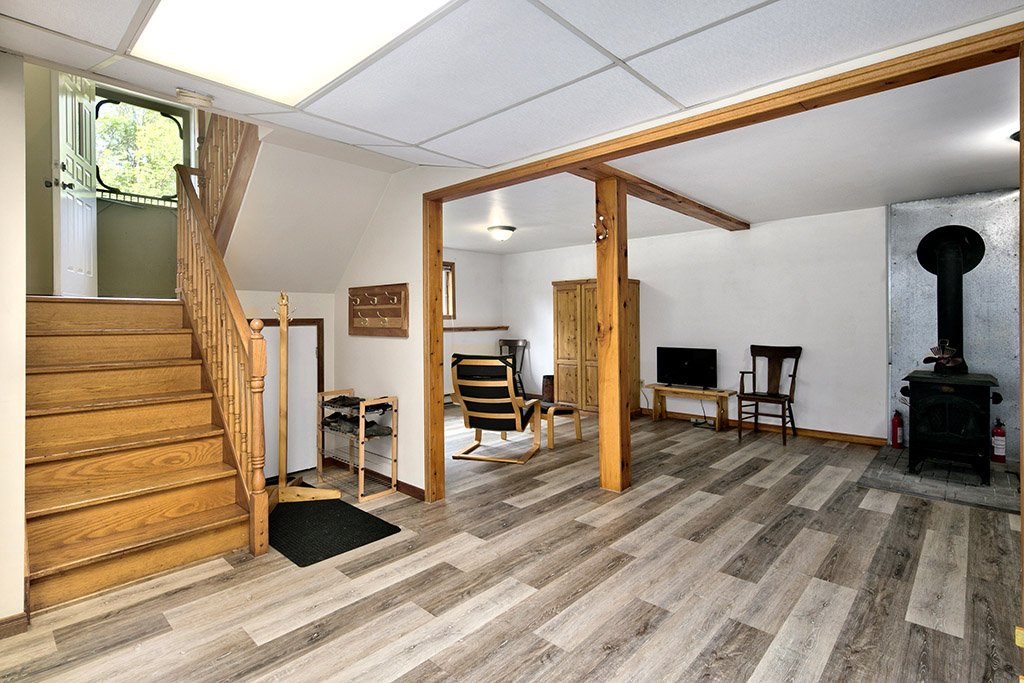 740202 Sideroad 10 MLS and Web 038.jpg