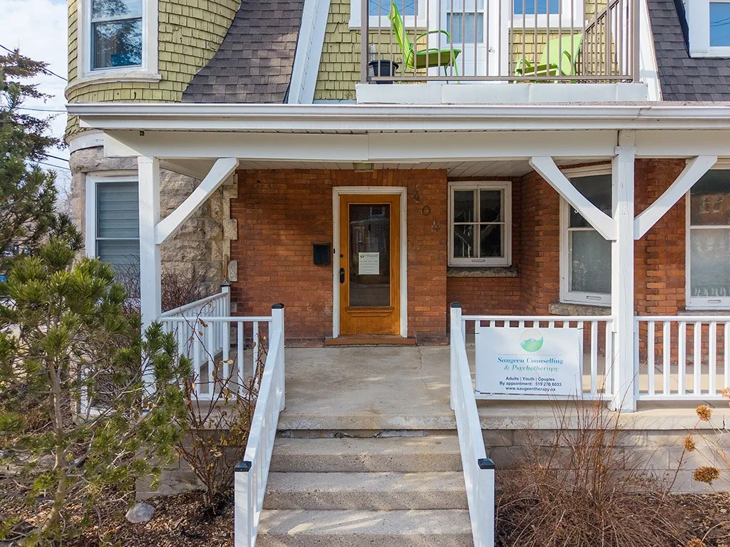 404 9th Street East MLS and Web 013.jpg