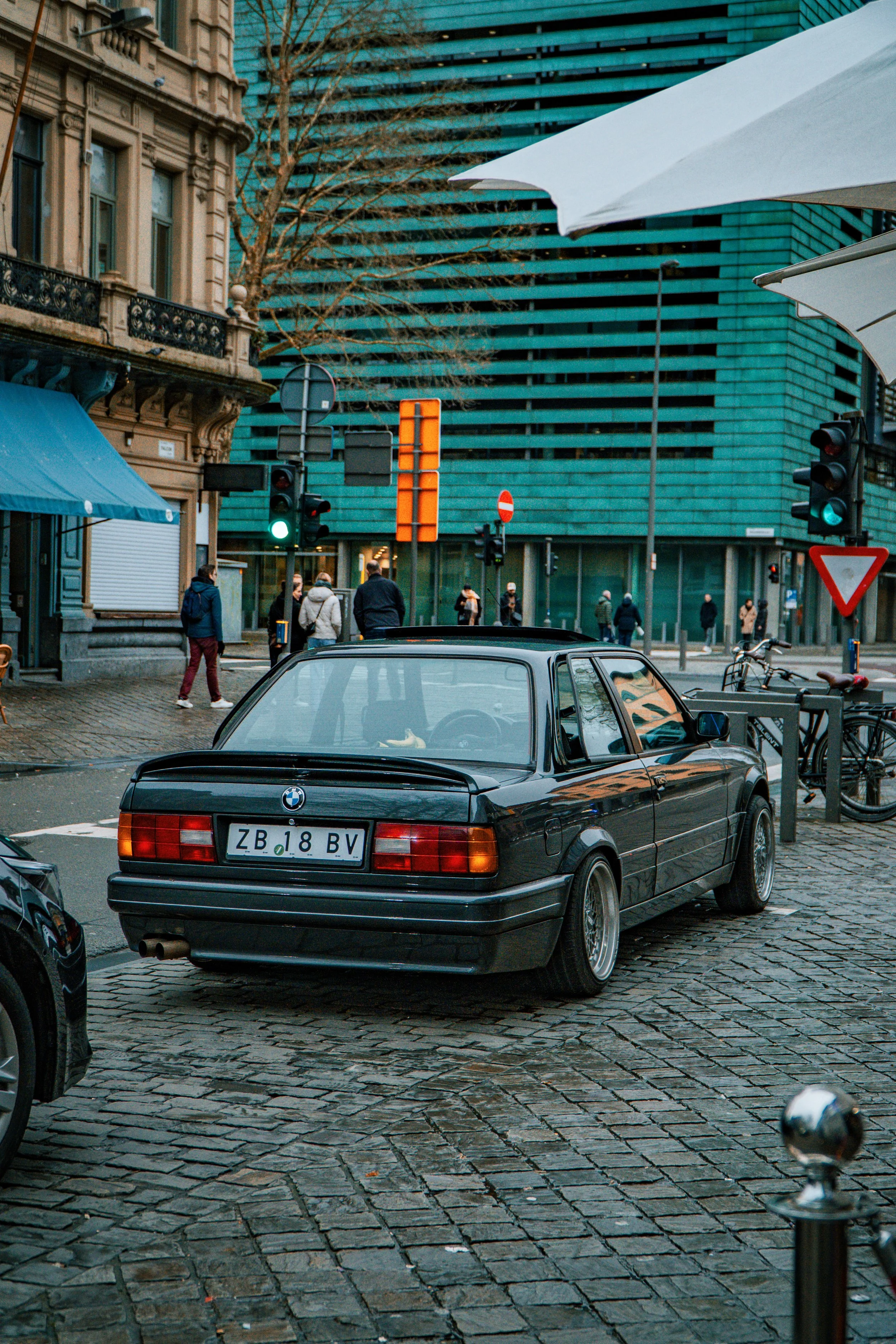 Automotive Omehuug 14