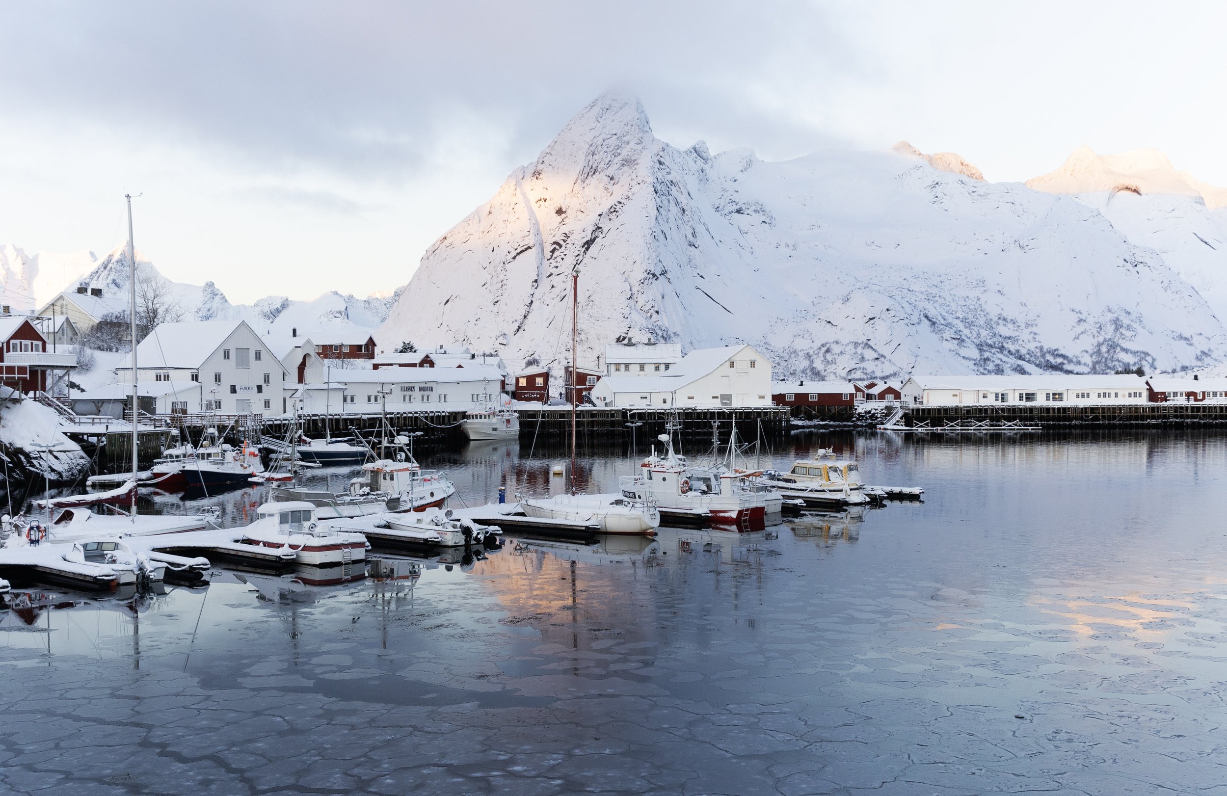 2.11.24_Lofoten_Hunter23 copy.jpg