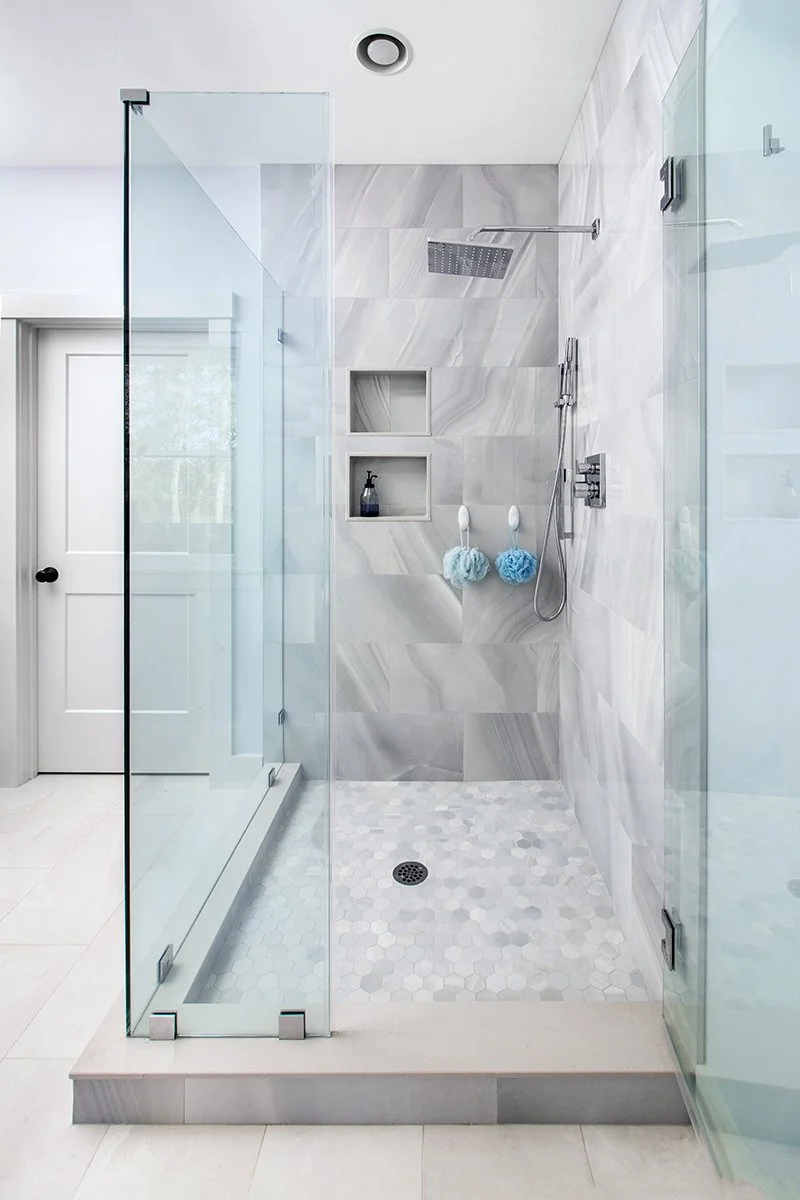 Interior-Design-Newburyport-Modern-Lakehouse-Bathroom-Shower.jpg