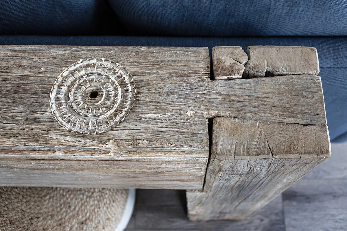 Interior-Design-Newburyport-Modern-Lakehouse-Kitchen-Couch-detail.jpg