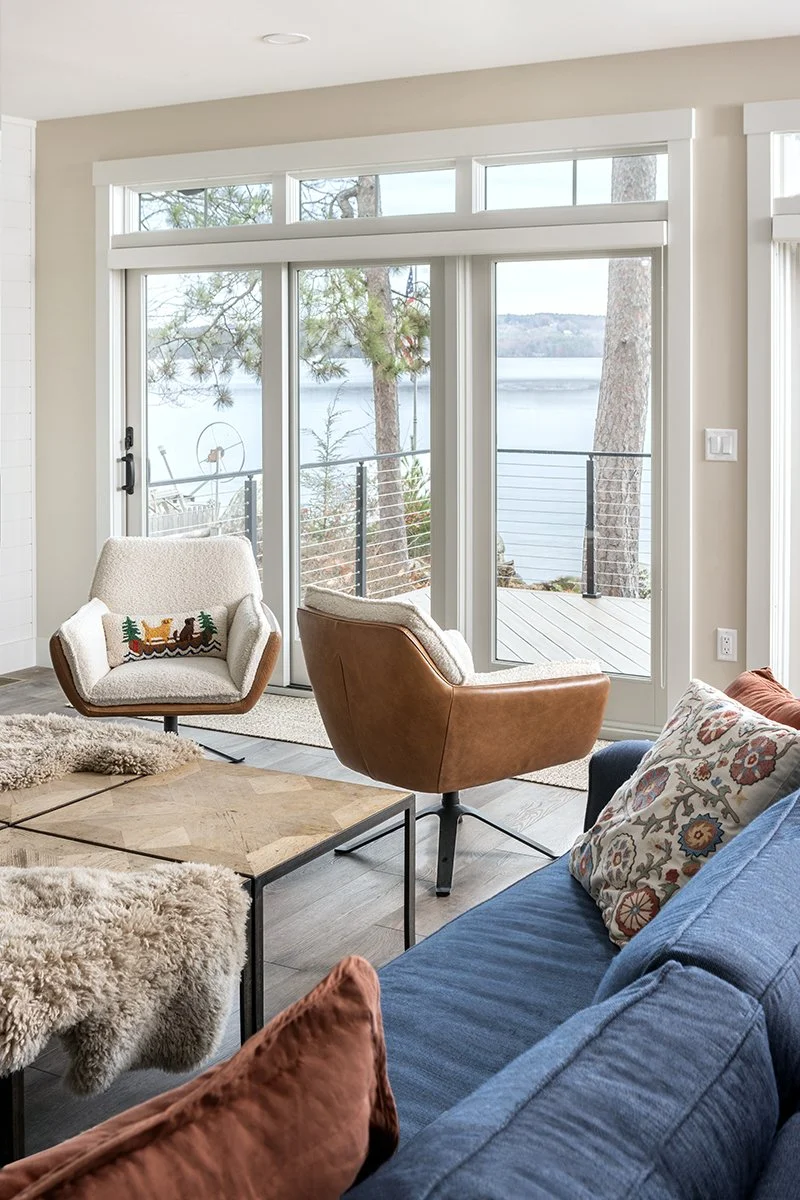 Interior-Design-Newburyport-Modern-Lakehouse-Living-room-3.jpg