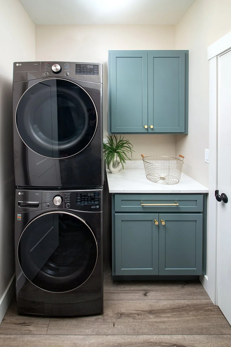 Interior-Design-Newburyport-Modern-Laundry-room-2.jpg