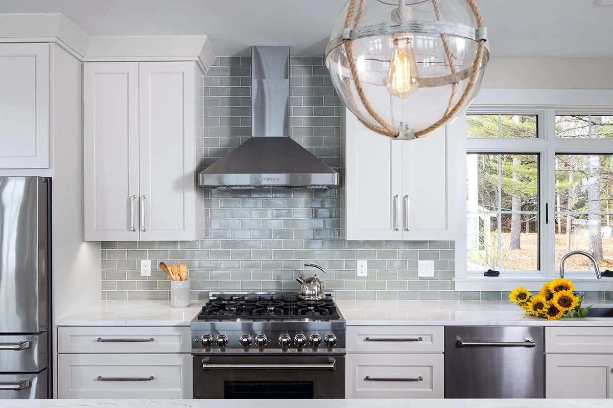 Interior-Design-Newburyport-Modern-Lakehouse-Kitchen-3.jpg