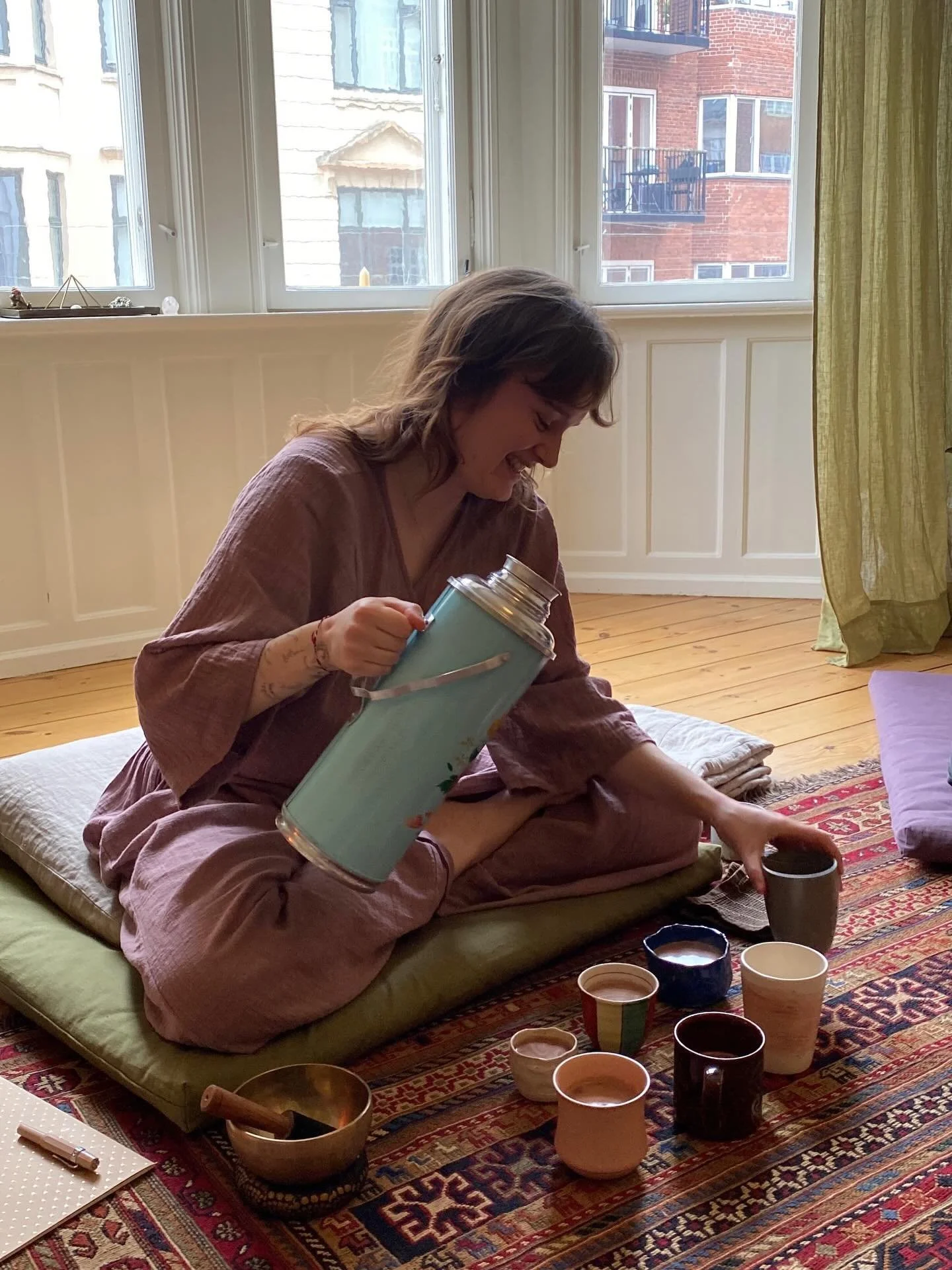 I feel like I say this every time, but this Sisterhood Circle was so special😭💓

Today&rsquo;s gathering was all about our relationship to our bodies as women.

We talked about body image and dove into what it truly means to be a woman and to reclai