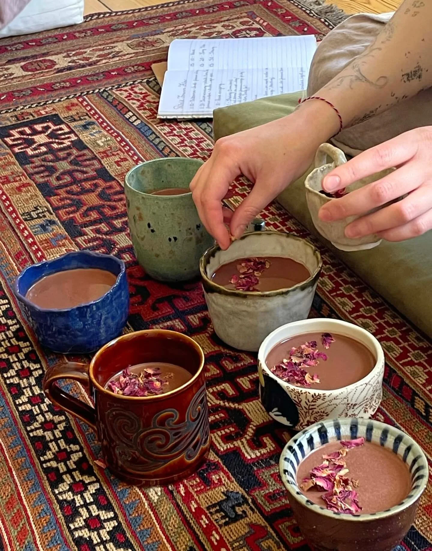 My heart and soul are full🩷

Our 5th gathering in the Sisterhood Circle was all about exploring the mystery of the sacred feminine🌀

We uncovered blocks and challenges faced when embracing the feminine, and we journeyed deep within with Mama Cacao 