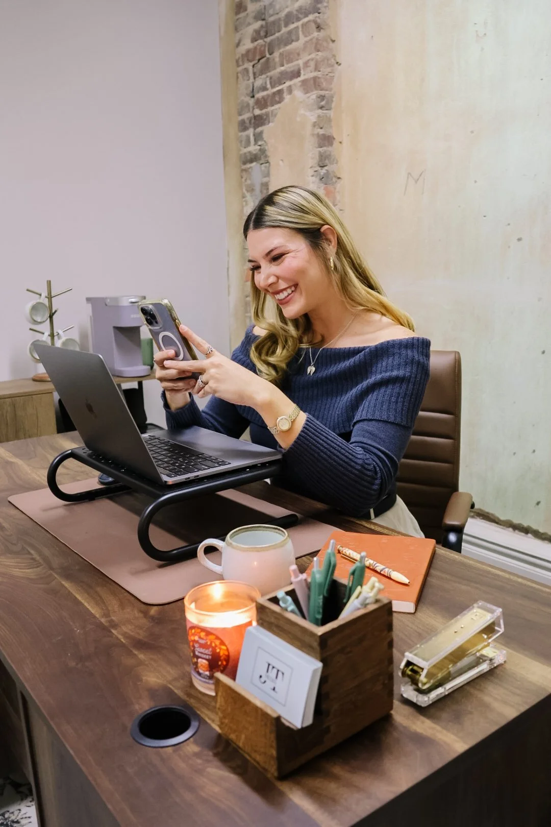 social media manager. how to post on Facebook. Facebook management. instagram management. Facebook posts. instagram posts. video editing.