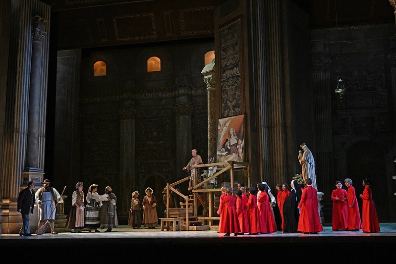 tosca159-L.jpg