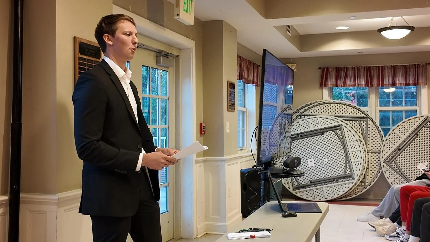 The men of SigEp Indiana Gamma had the honor of having our alumni, @sam.campbellthrivent, come in today for our financial workshop! Sam gave insight to the chapter about savings, income, and investments. We thank Sam for sharing his knowledge and gui