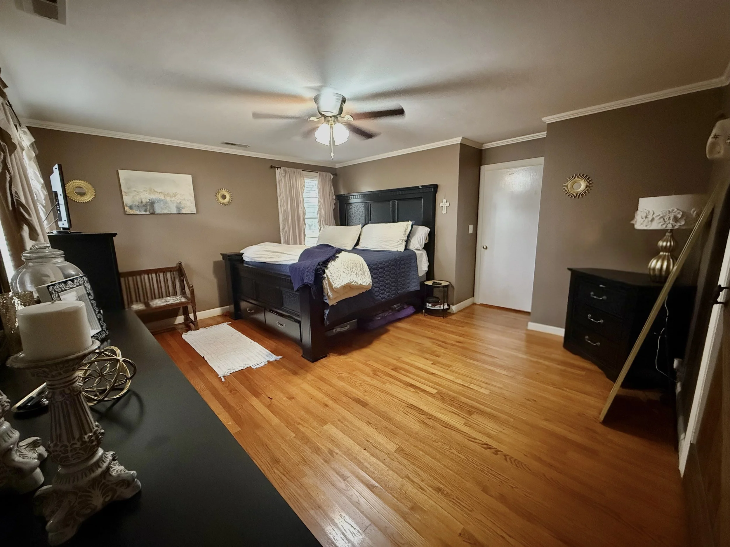 Primary Bedroom.jpeg