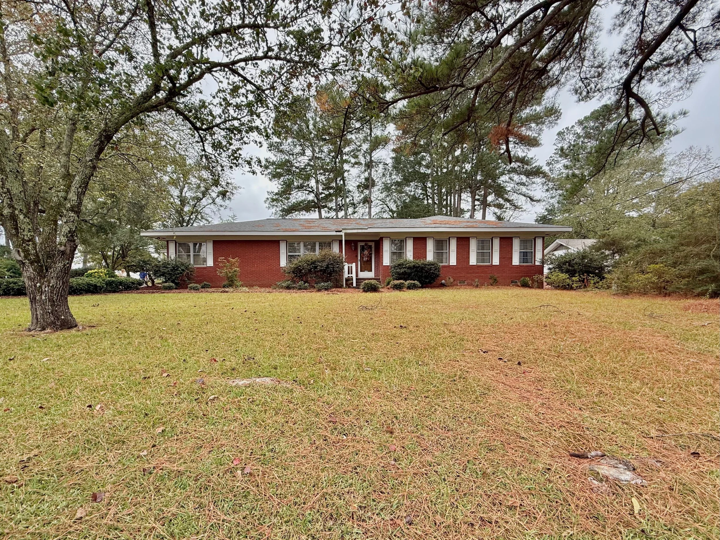 220 Clark Ave, Eupora