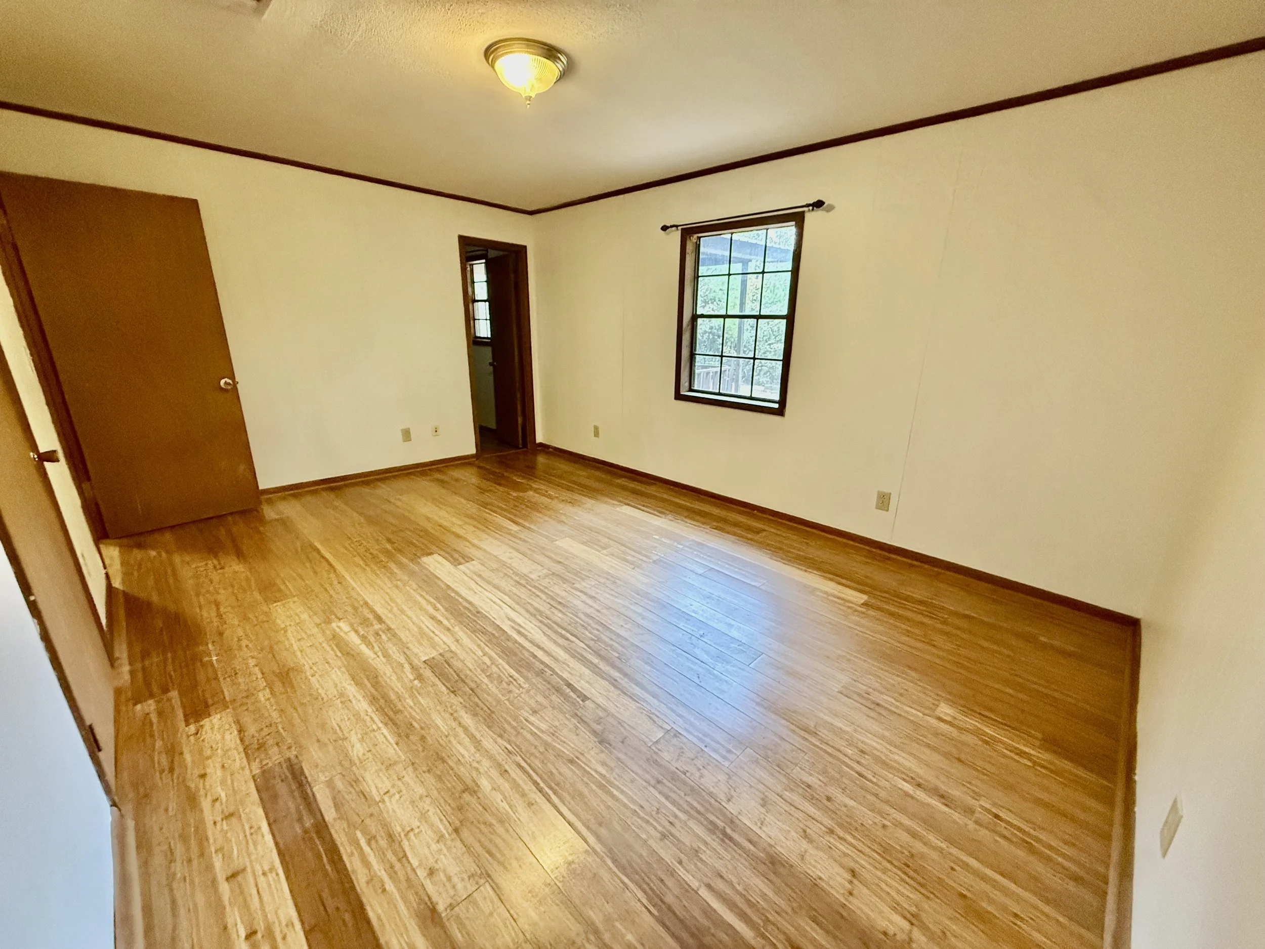 12 Primary Bedroom.jpeg