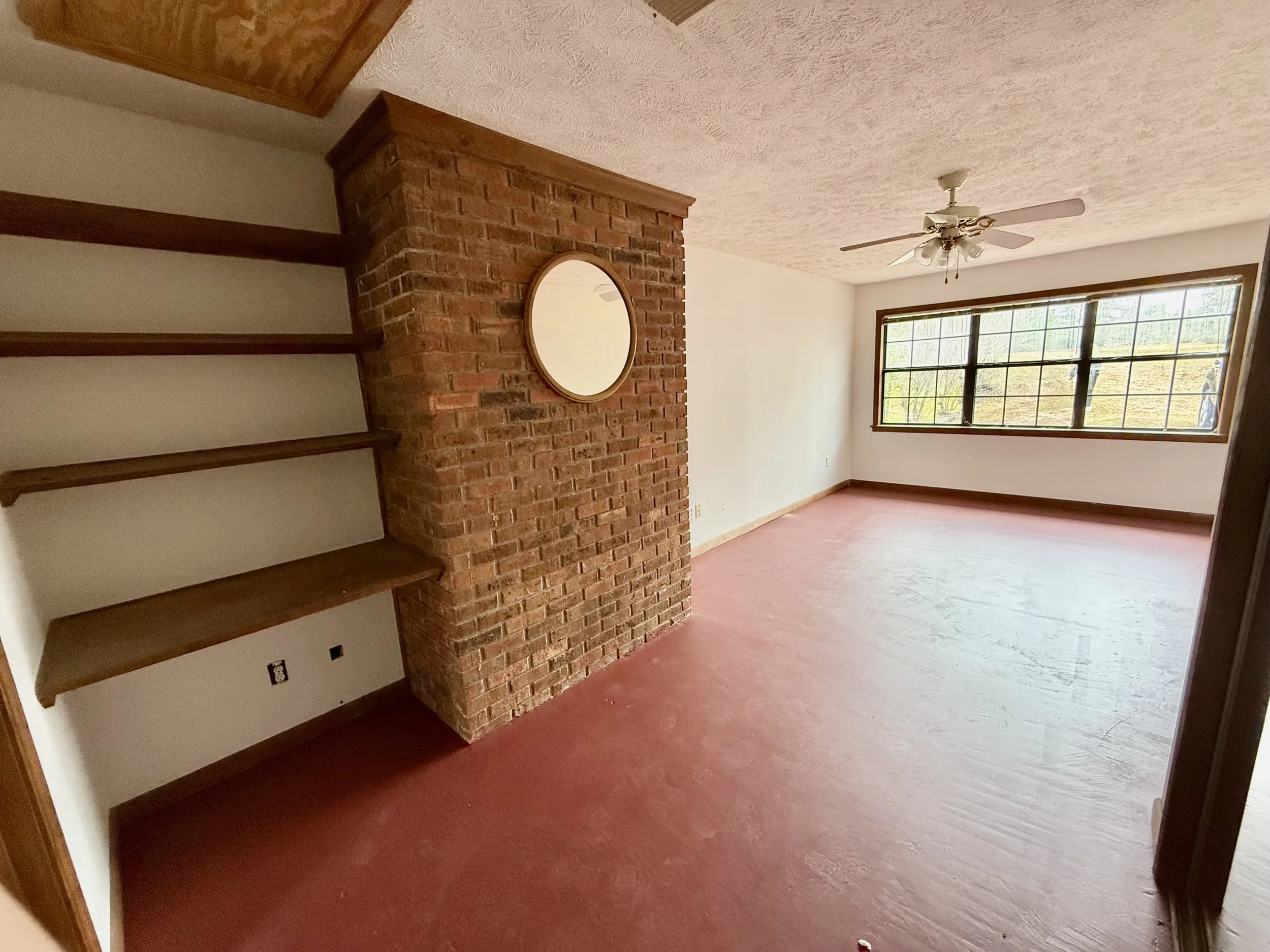16 2nd bedroom .jpeg