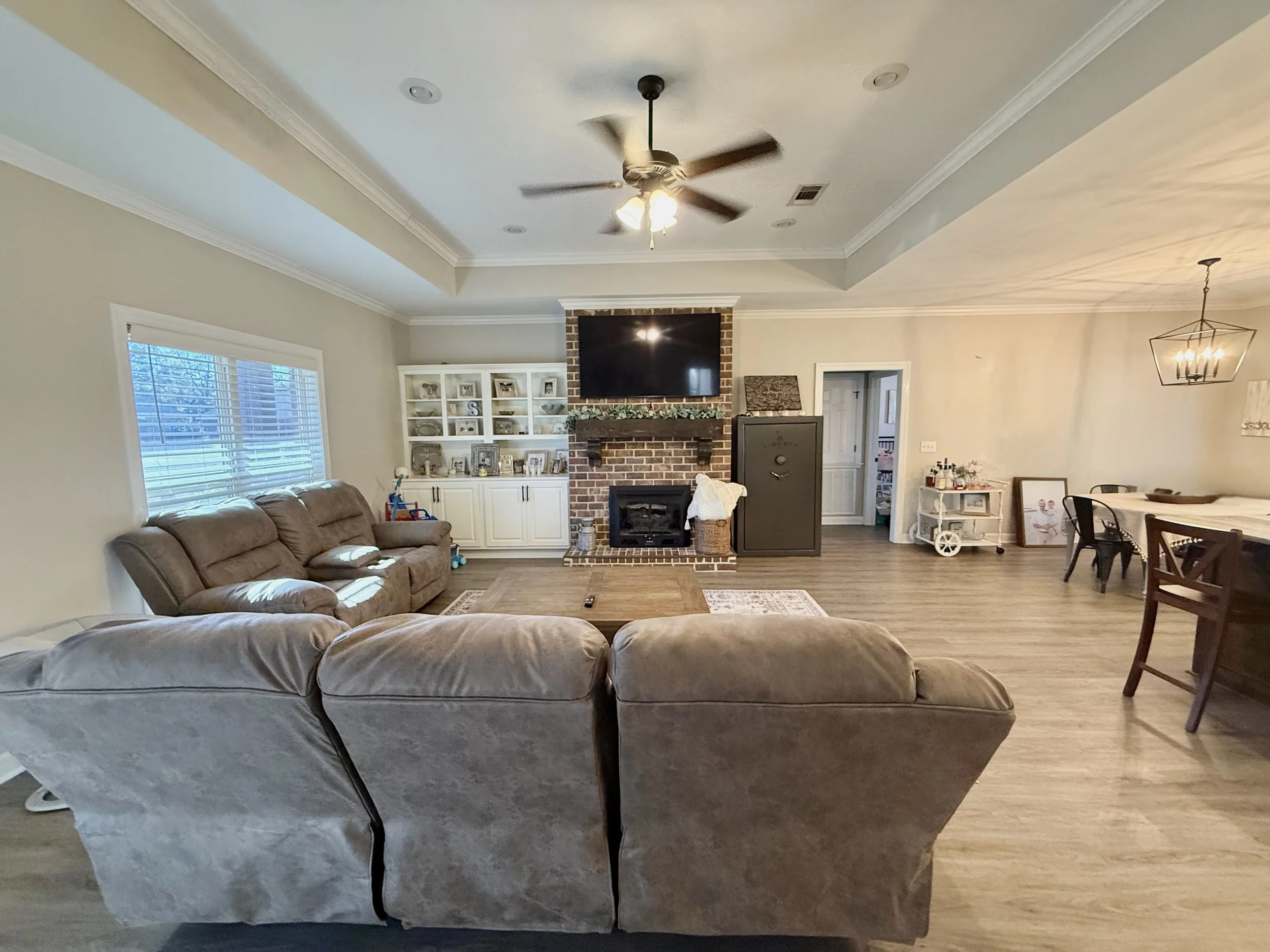 6 Living Room (2).jpeg