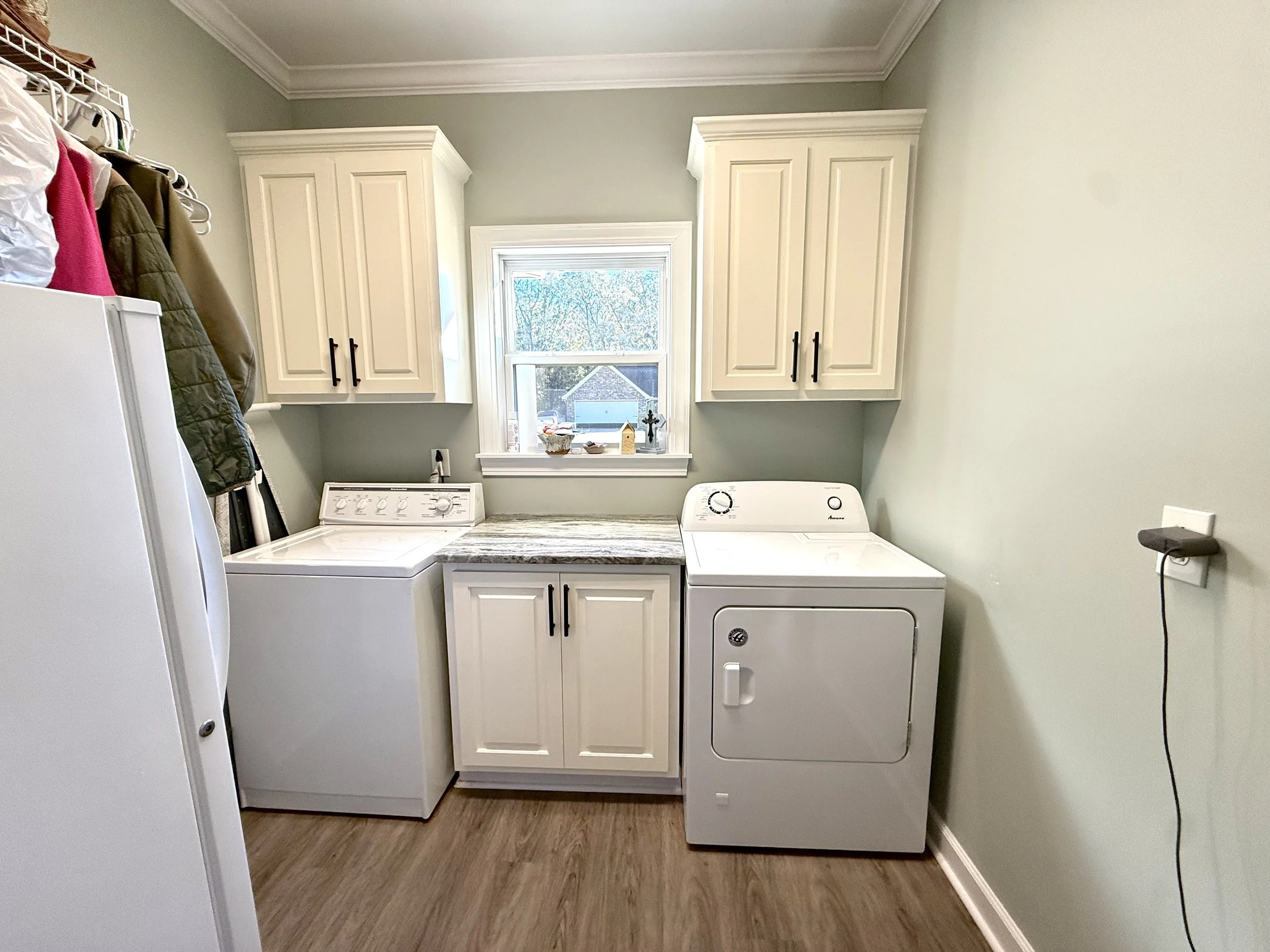22 Laundry Room.jpeg