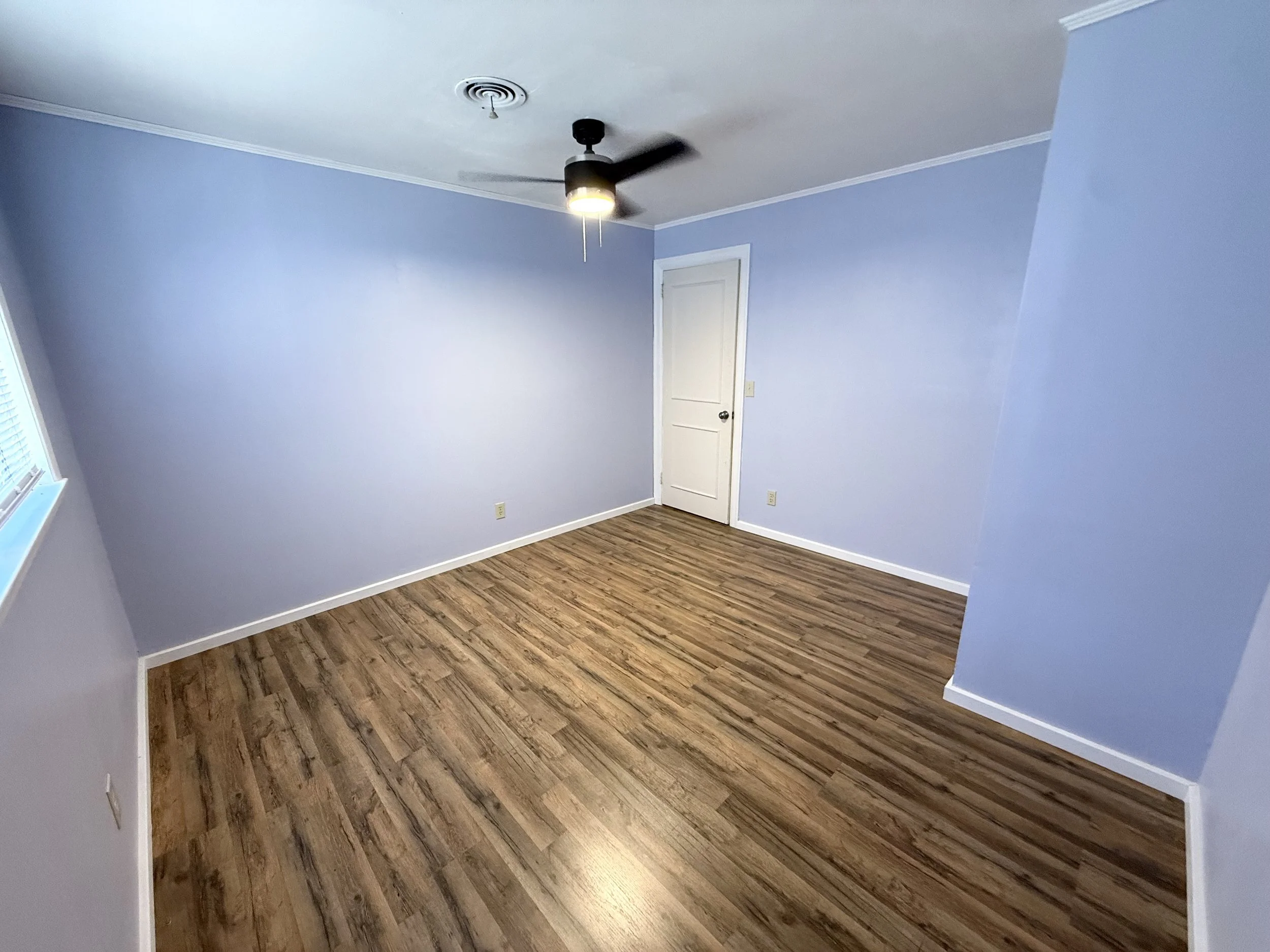 23 bedroom.jpeg