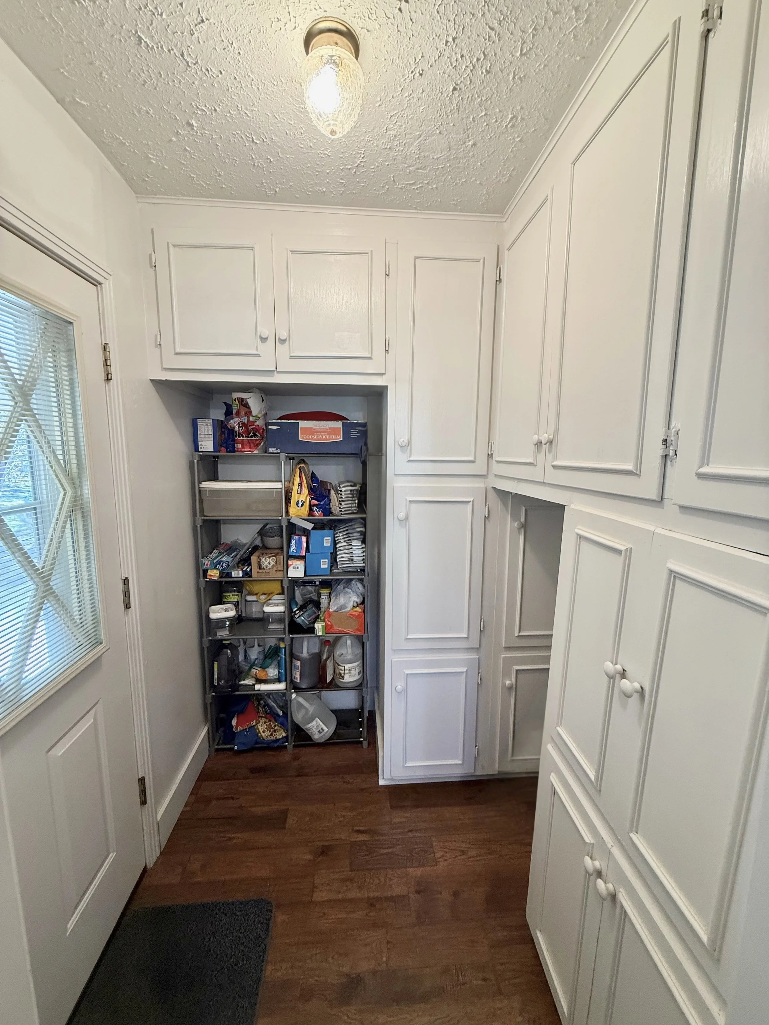 11 Pantry.jpeg