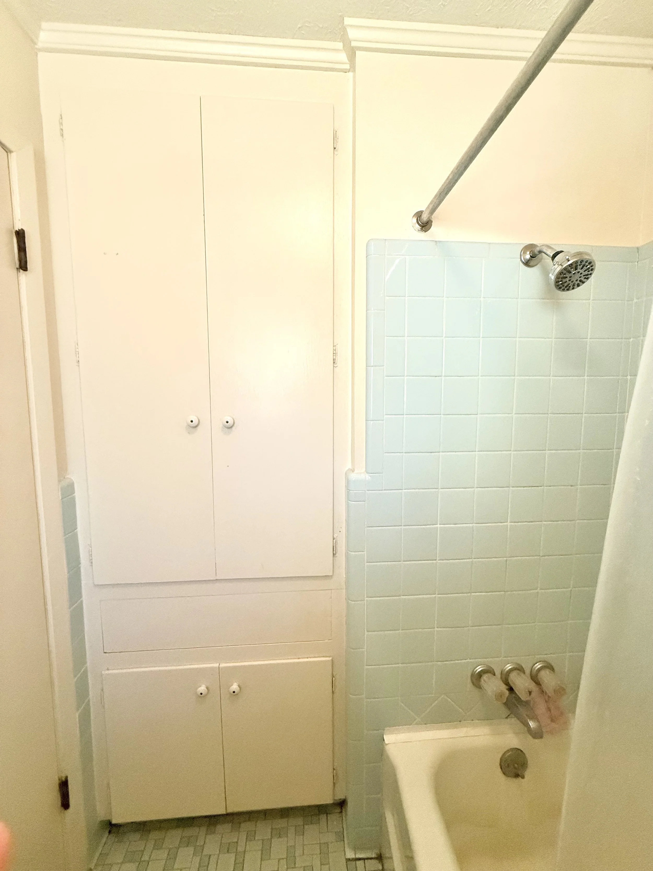 17 Primary Bathroom (3).jpeg