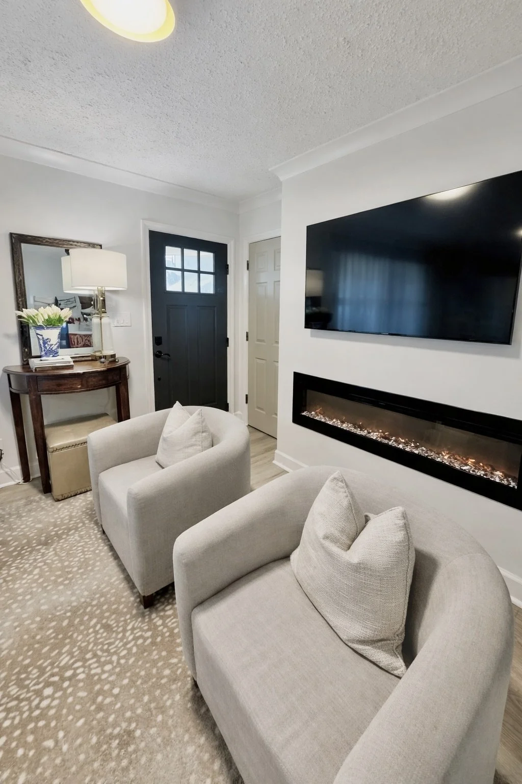 5 Living room 3.jpeg