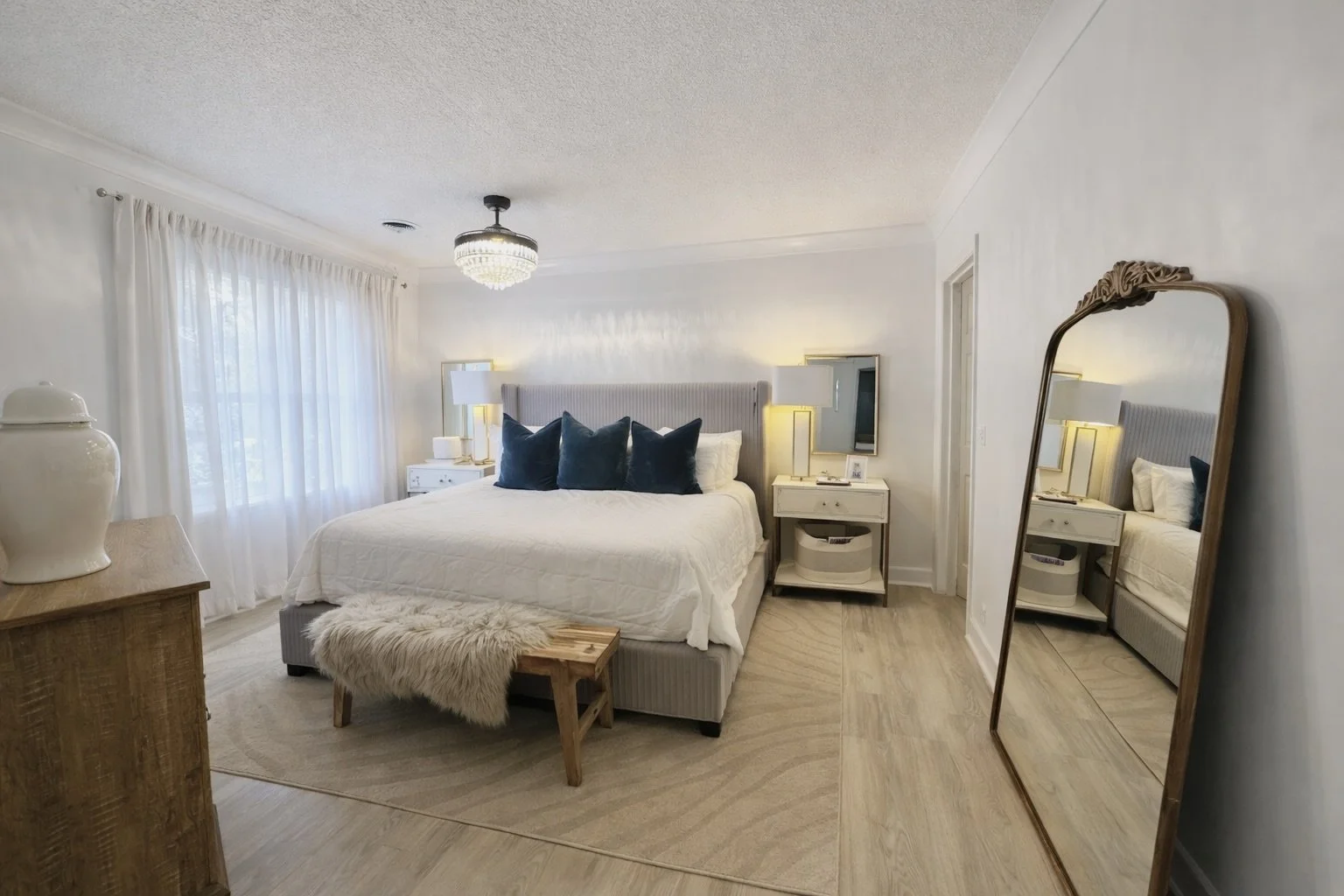 10 Primary Bedroom 2.jpeg