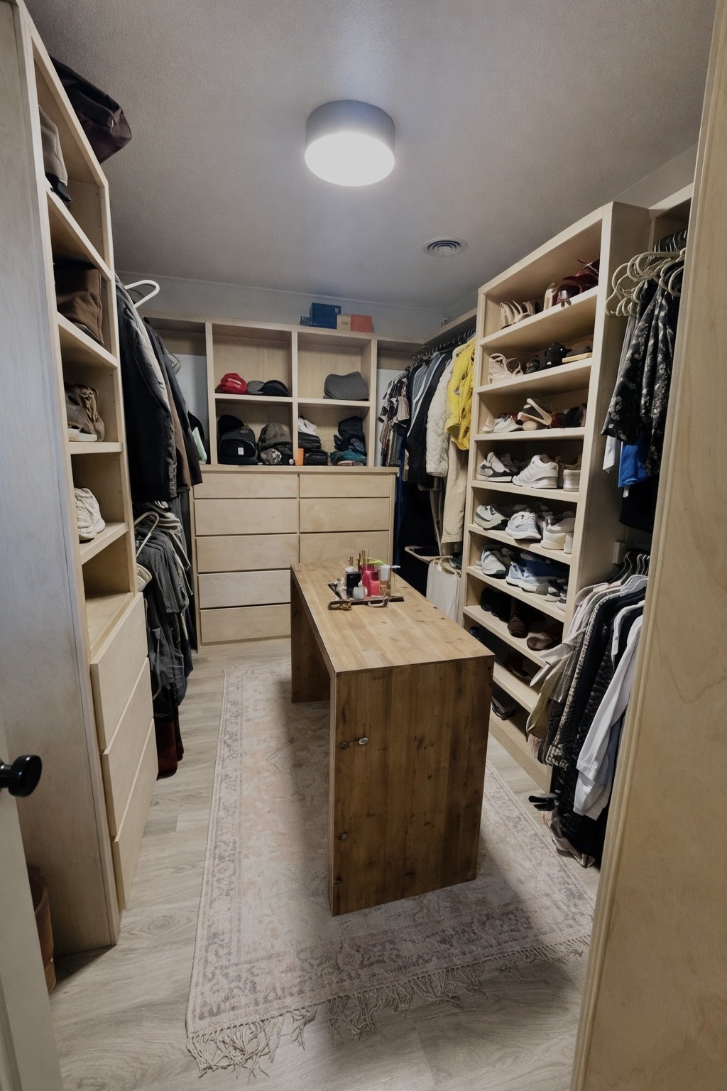 14 Primary Closet .jpeg