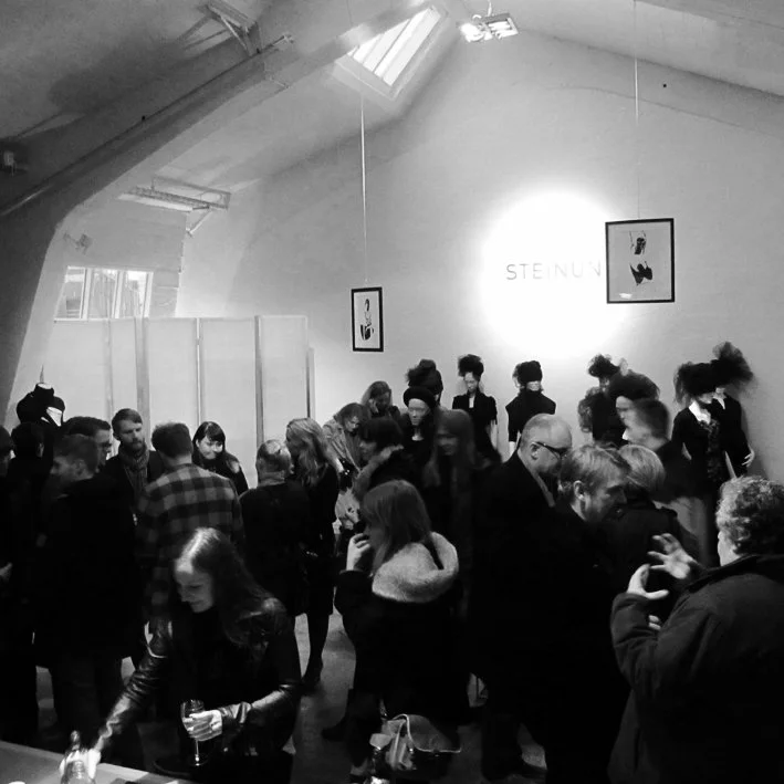 2012 Draw The Line