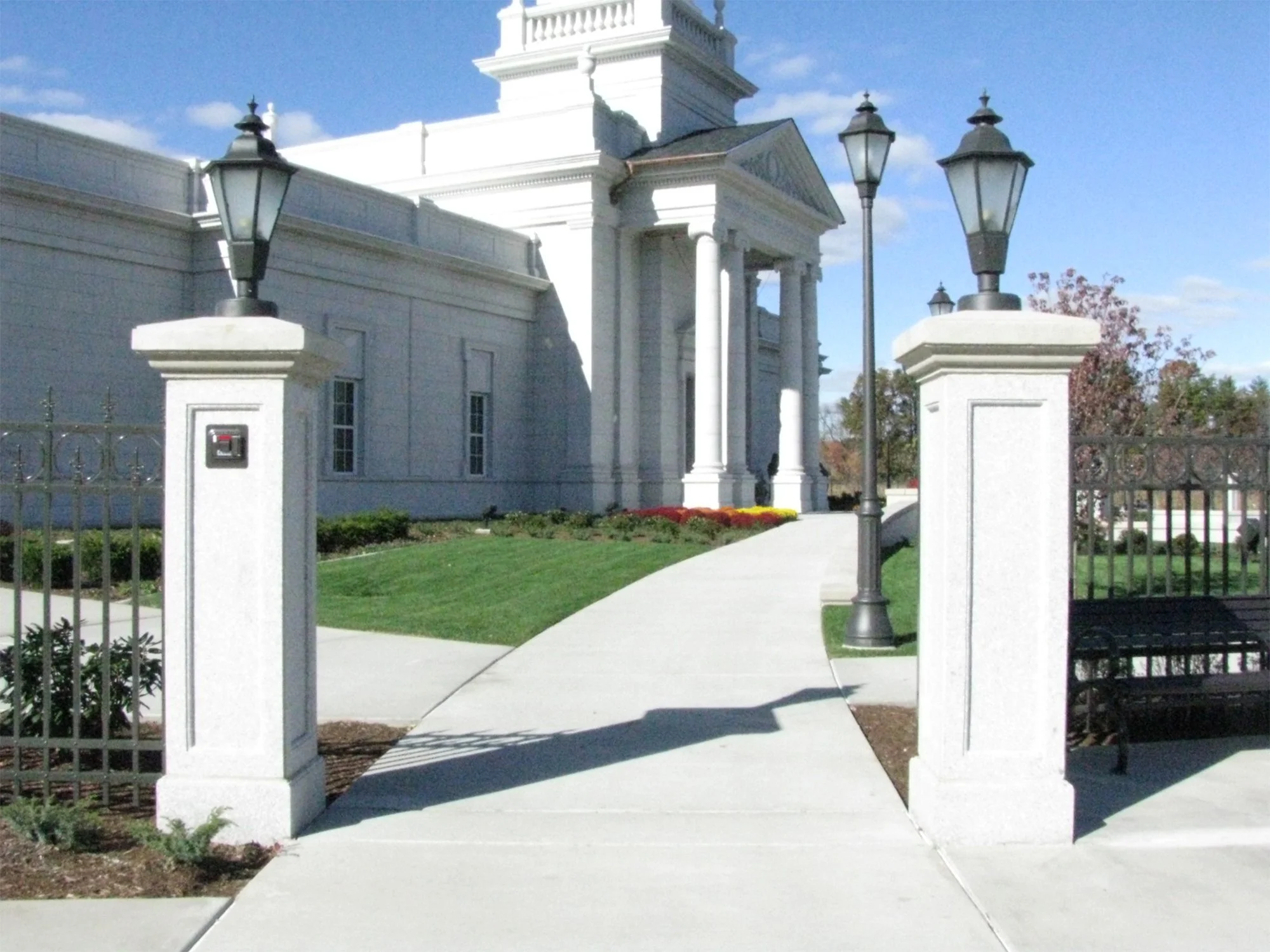 Hartford CT Temple 8_Richter Cegan.jpg