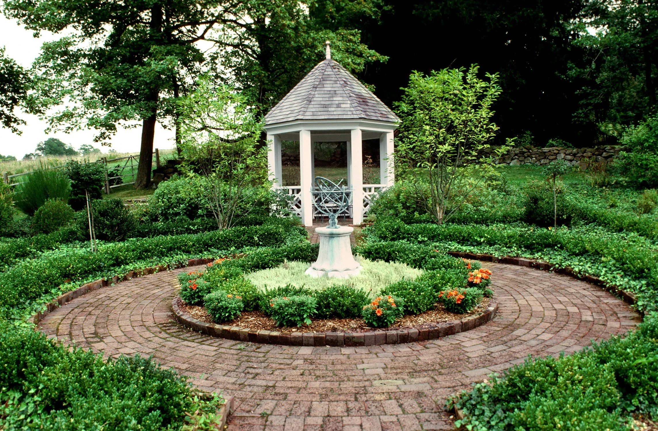 Bloom Garden 5_Richter Cegan.jpg