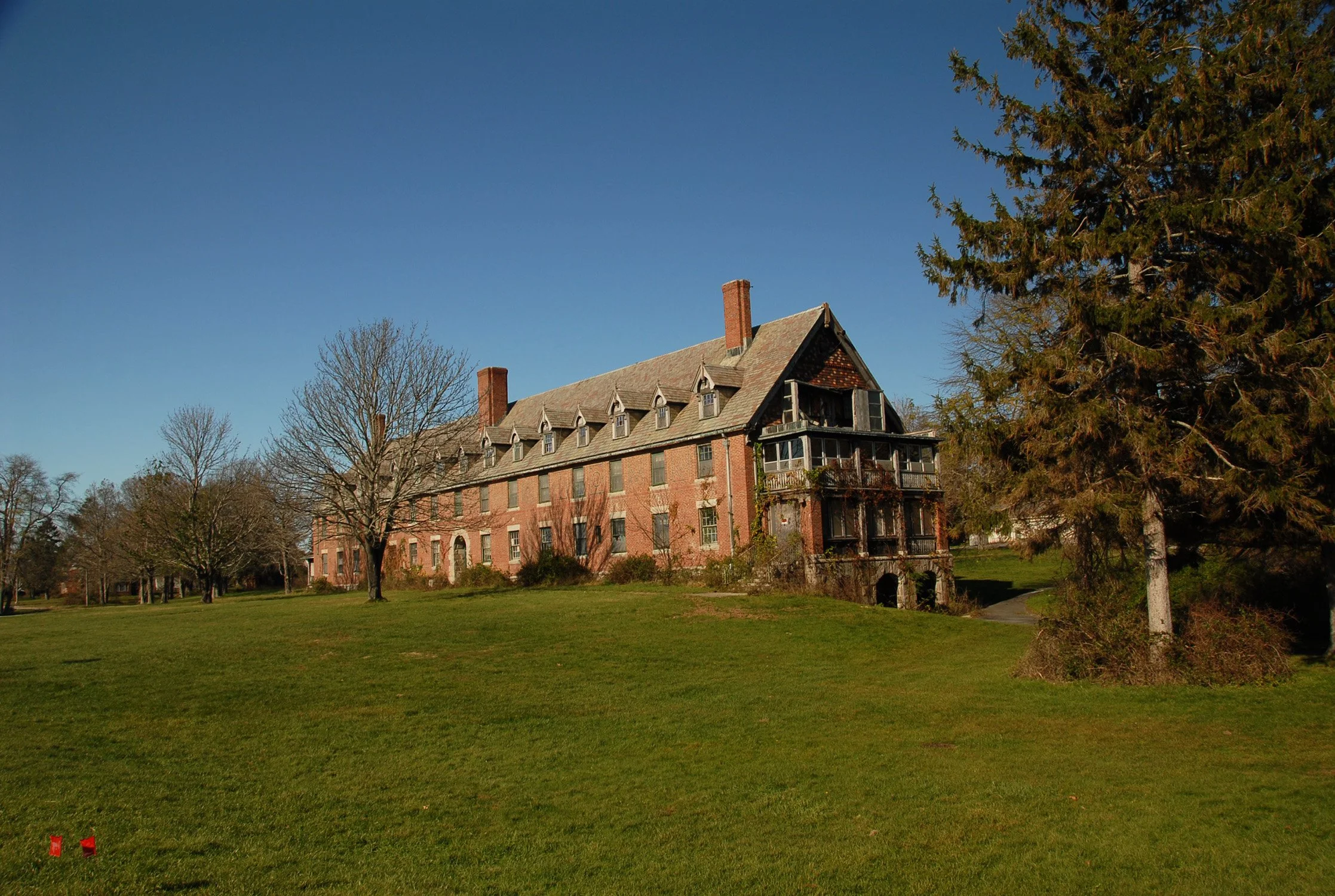 Village at Seaside 2_Richter Cegan.jpg