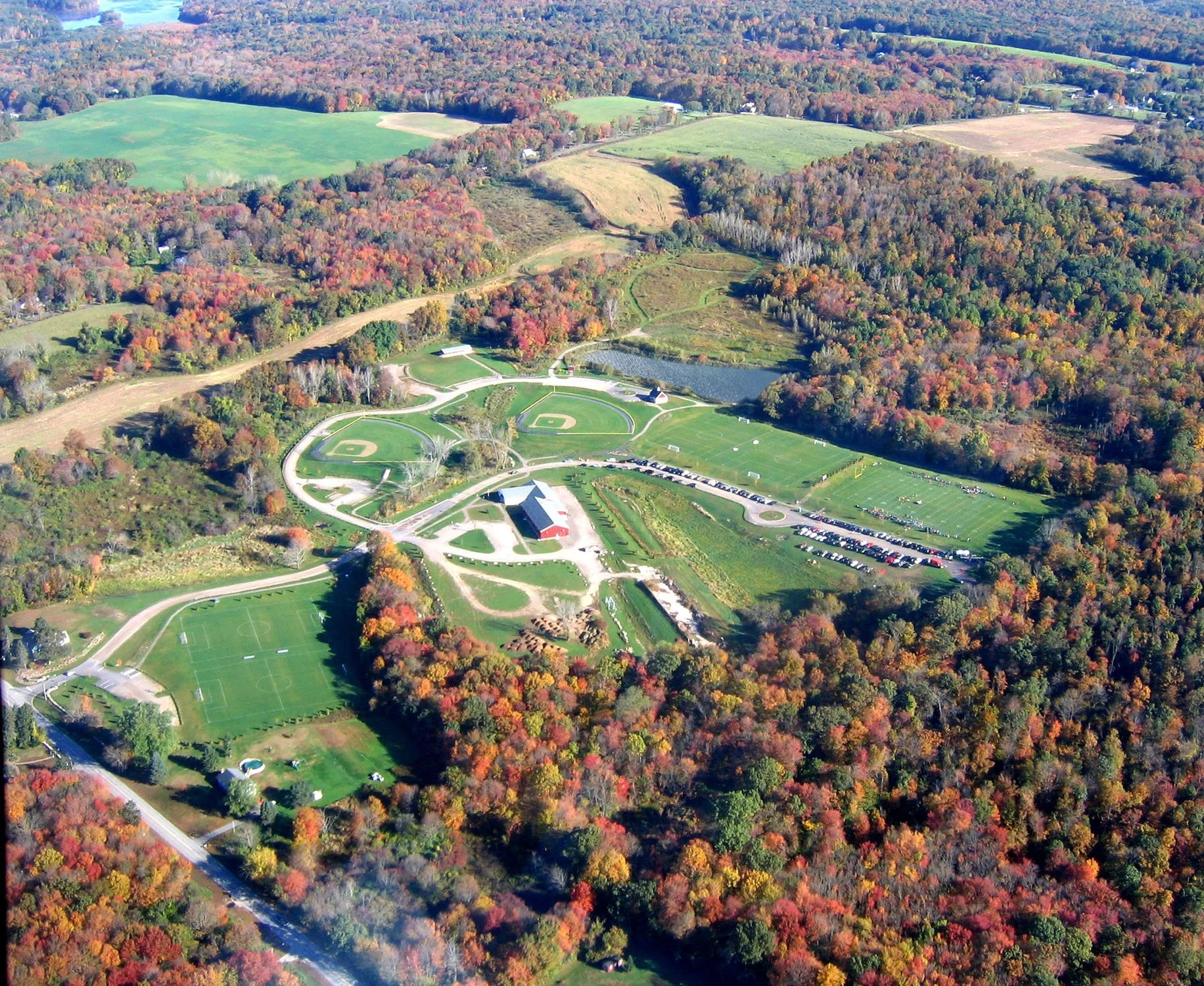 Burnt Hill Park 3_Richter Cegan.jpg