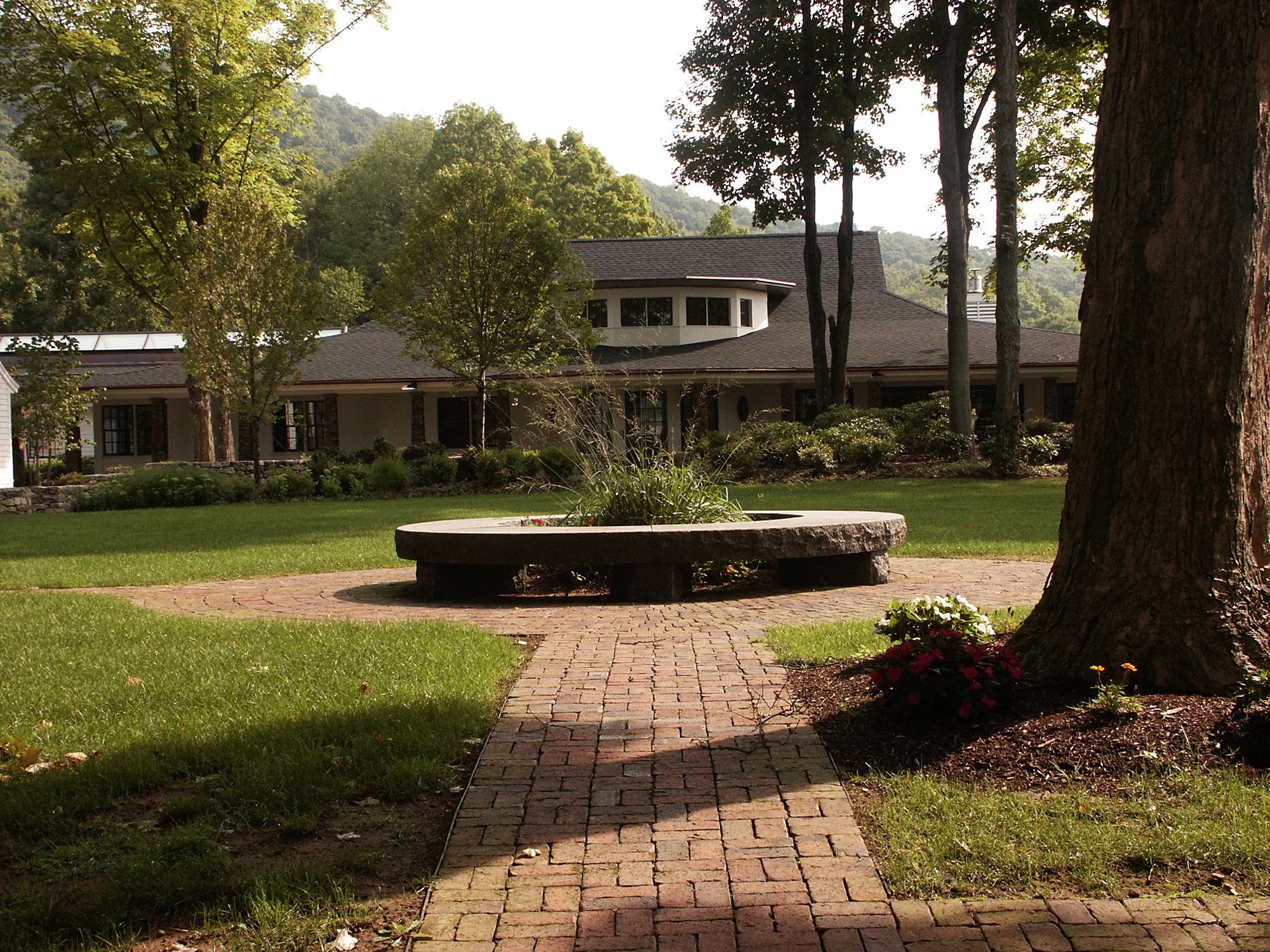 QU Alumni House 7_Richter Cegan.jpg