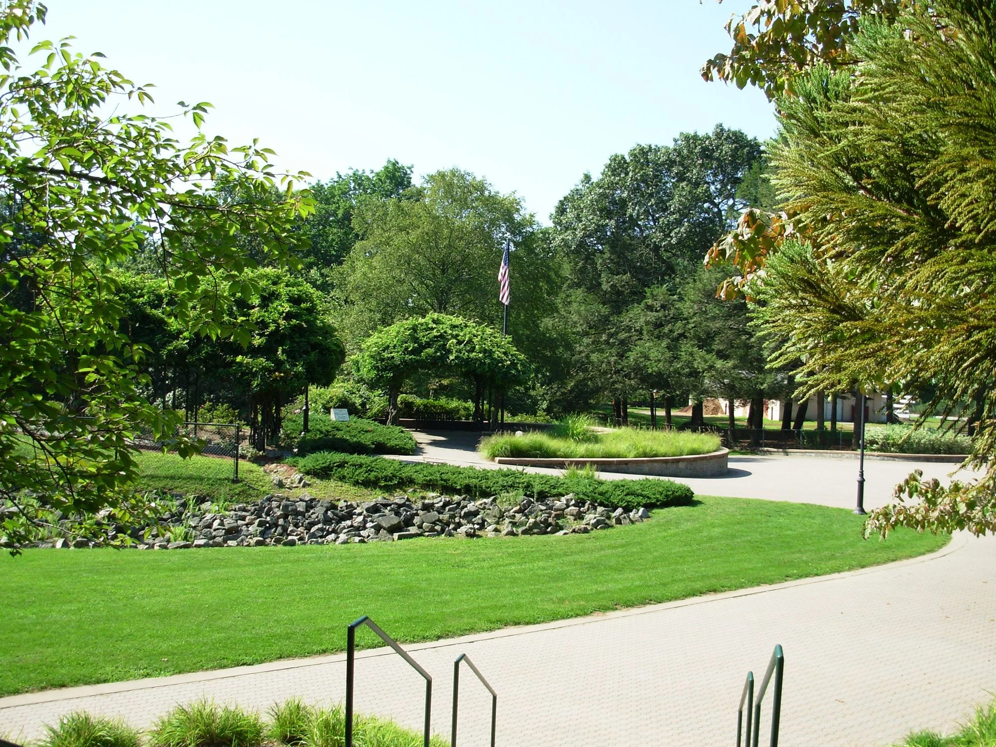Mohegan Park 8_Richter Cegan.jpg