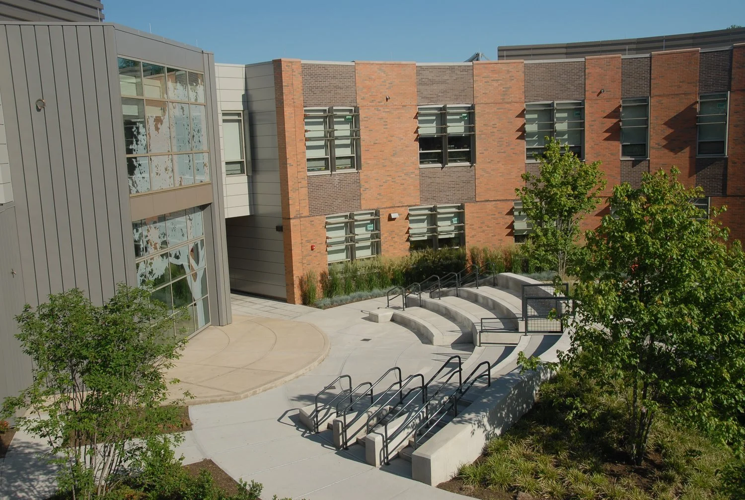 Charter Oak International Academy 5_Richter Cegan.jpg