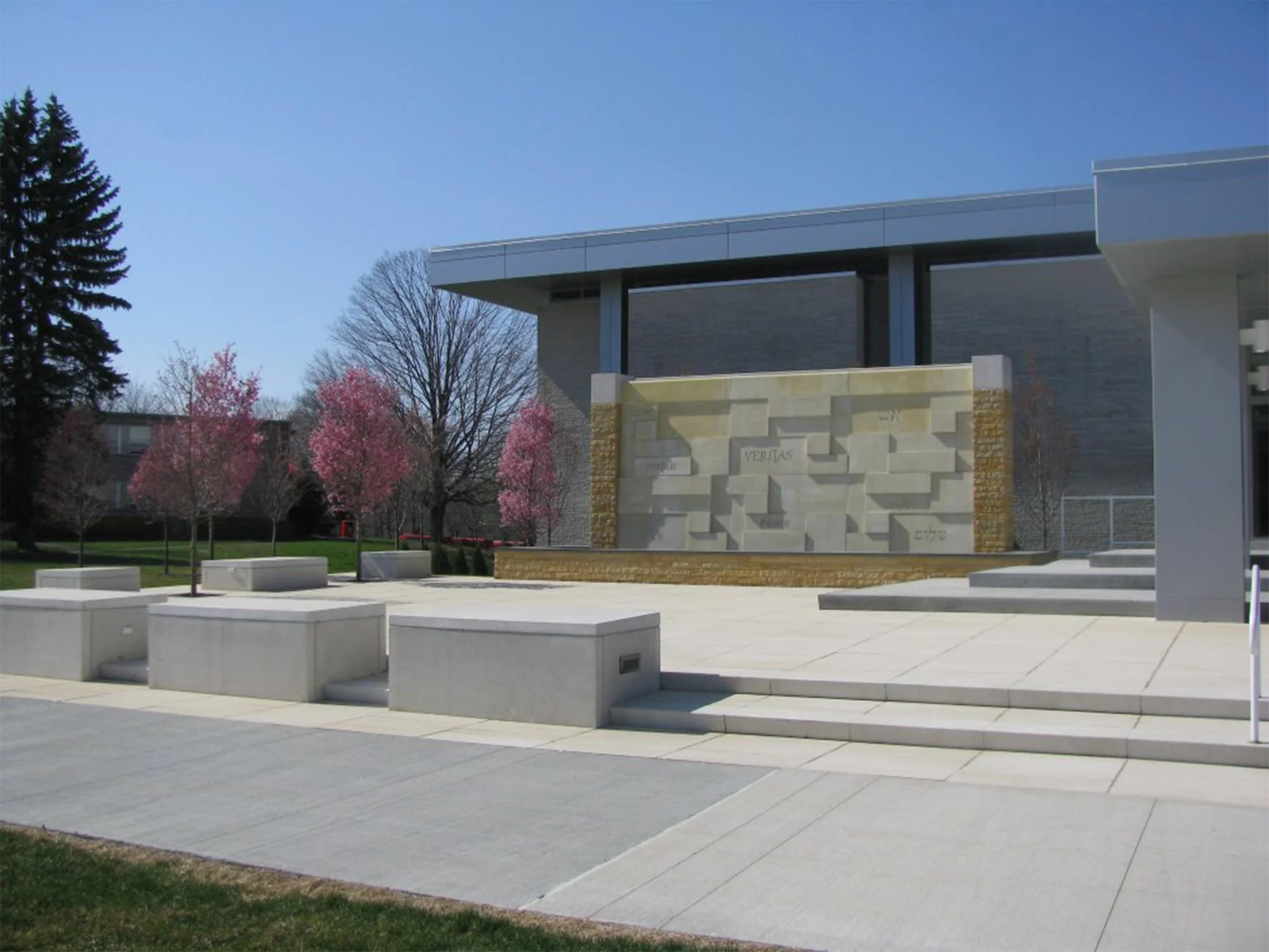 Sacred Heart University 8_Richter Cegan.jpg