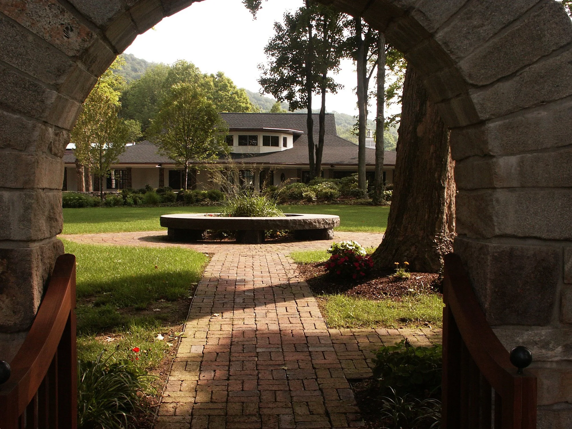 QU Alumni House 2_Richter Cegan.jpg