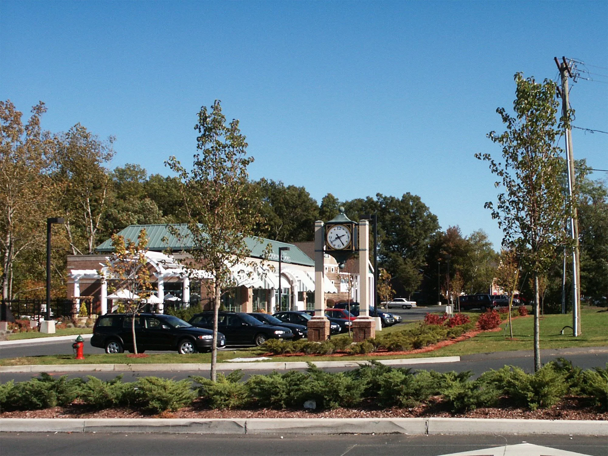 Avon Marketplace 5_Richter Cegan.jpg