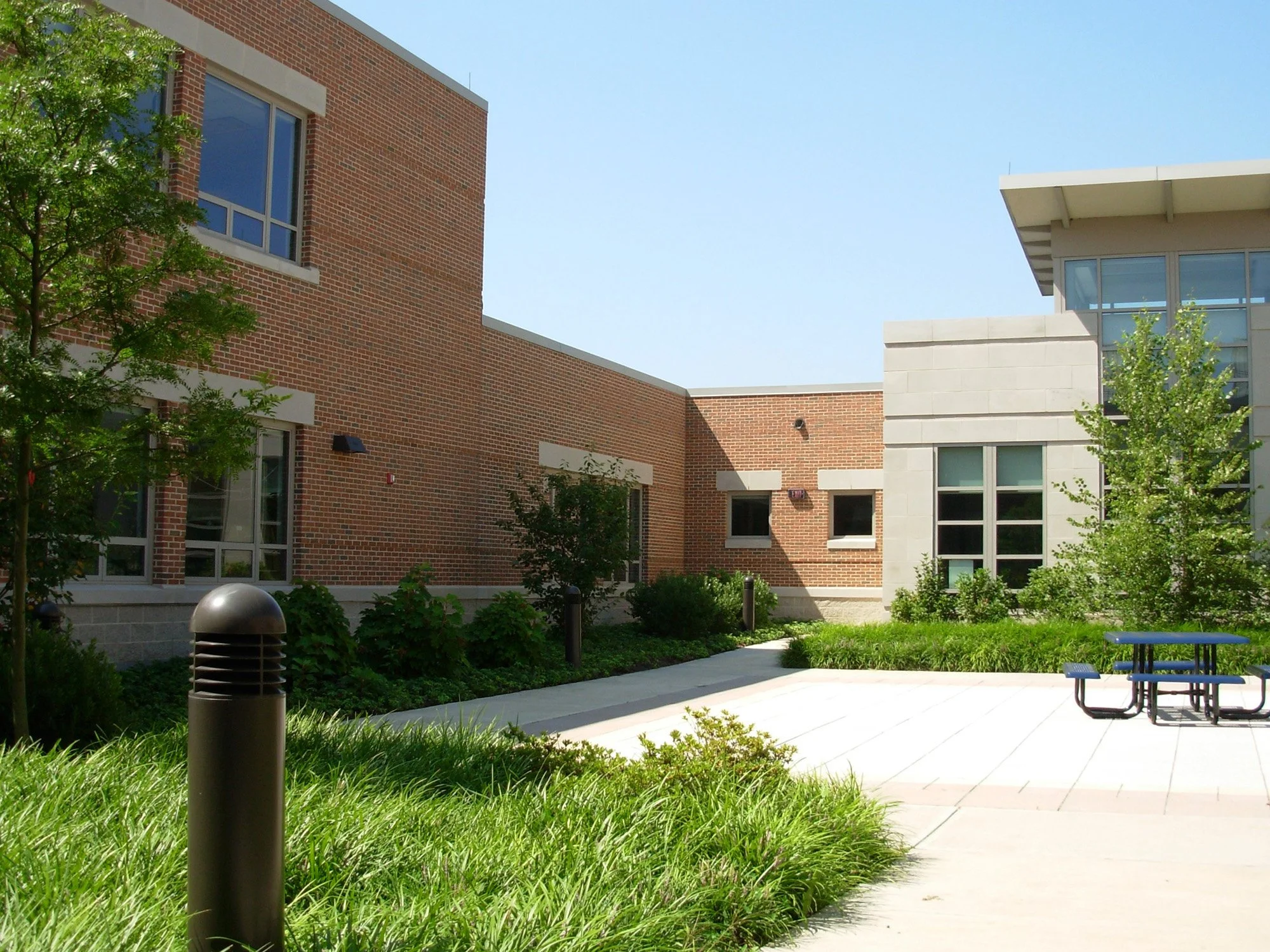 Glastonbury Elementary School 6_Richter Cegan.jpg