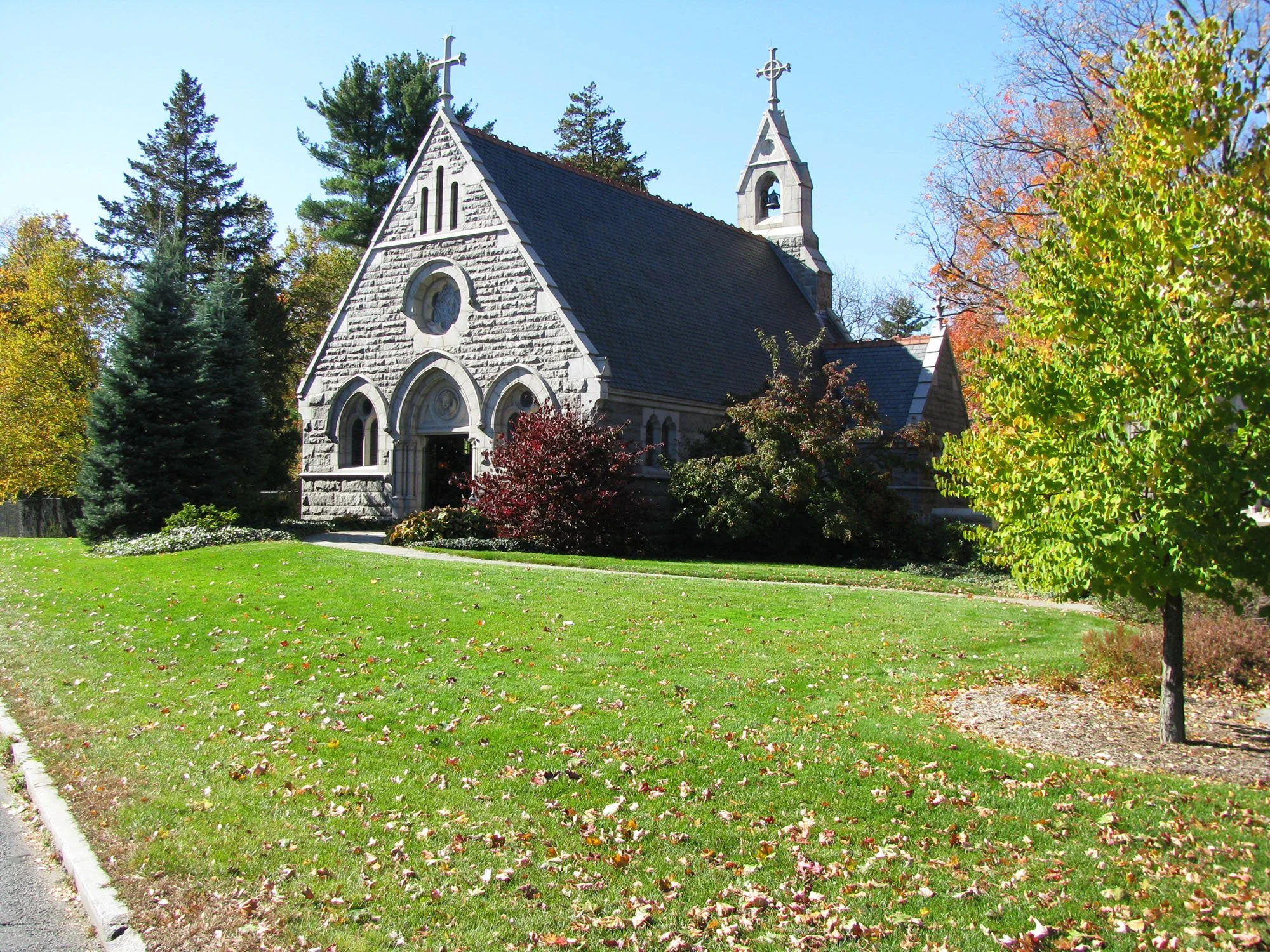 Cedar Hill Cemetery 1_Richter Cegan.jpg