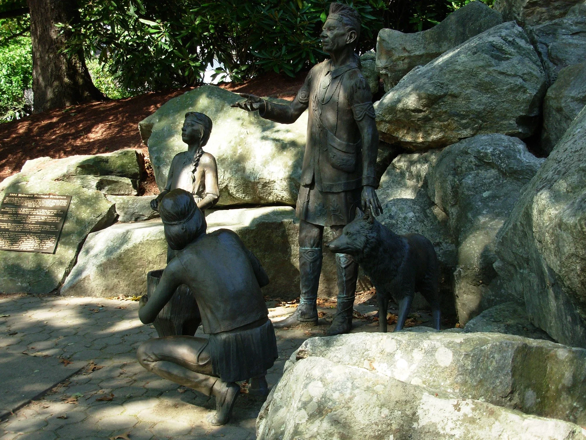 Mohegan Park 11_Richter Cegan.jpg